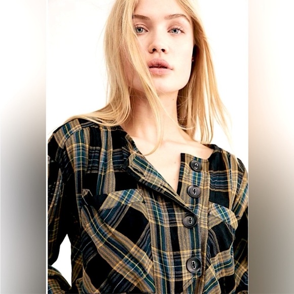 #119- FREE PEOPLE-It's The Good Life Cropped Plaid Flannel Top Size XS - Picture 2 of 5